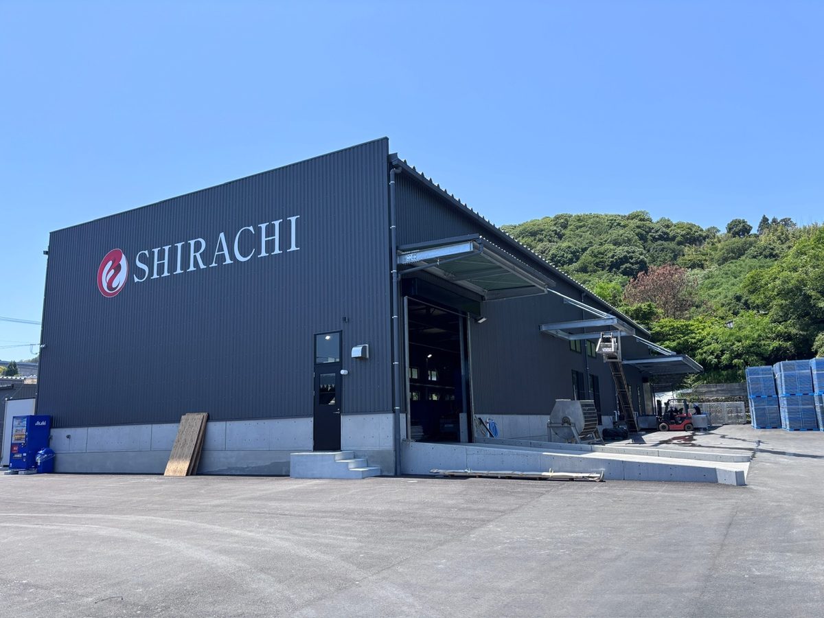 広島県の牡蠣工場・防虫フィルムを施工した建物の外観
